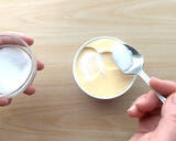 「【アイスの裏ワザ】スプーンで焼き付けろ！超絶簡単「スーパーカップブリュレ」に挑戦♪表面パリッパリ♪」の画像3