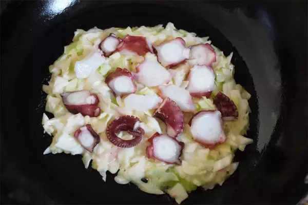 「【シン・粉モンゲットだぜ！】イイとこ取りな「お好みたこ焼き」作ってみた！カリッと焼いて口福♡【農家直伝】」の画像