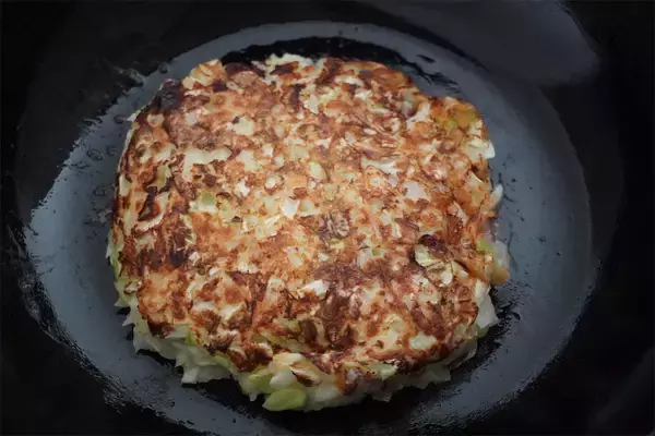 「【シン・粉モンゲットだぜ！】イイとこ取りな「お好みたこ焼き」作ってみた！カリッと焼いて口福♡【農家直伝】」の画像