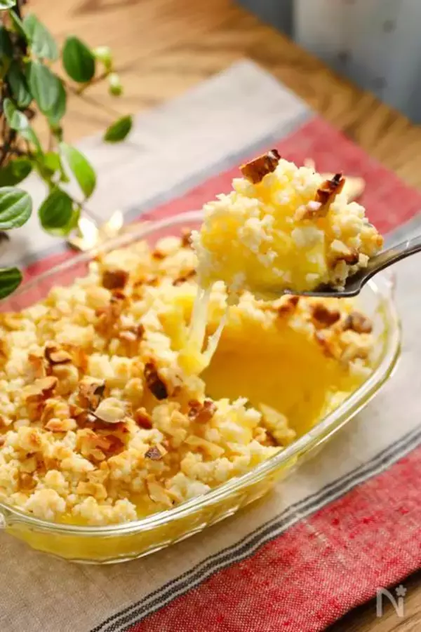 「【ザクザク伸びるスイートポテト!?】常識を覆す「スコップスイートポテト」作ってみた！そぼろバターで劇的進化」の画像