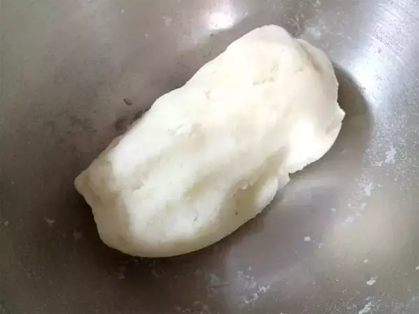 「新時代のスナック菓子爆誕!?「もちもちポテト」はマッシュしてマヨで焼く！ハッシュドポテト風♪【農家直伝】」の画像