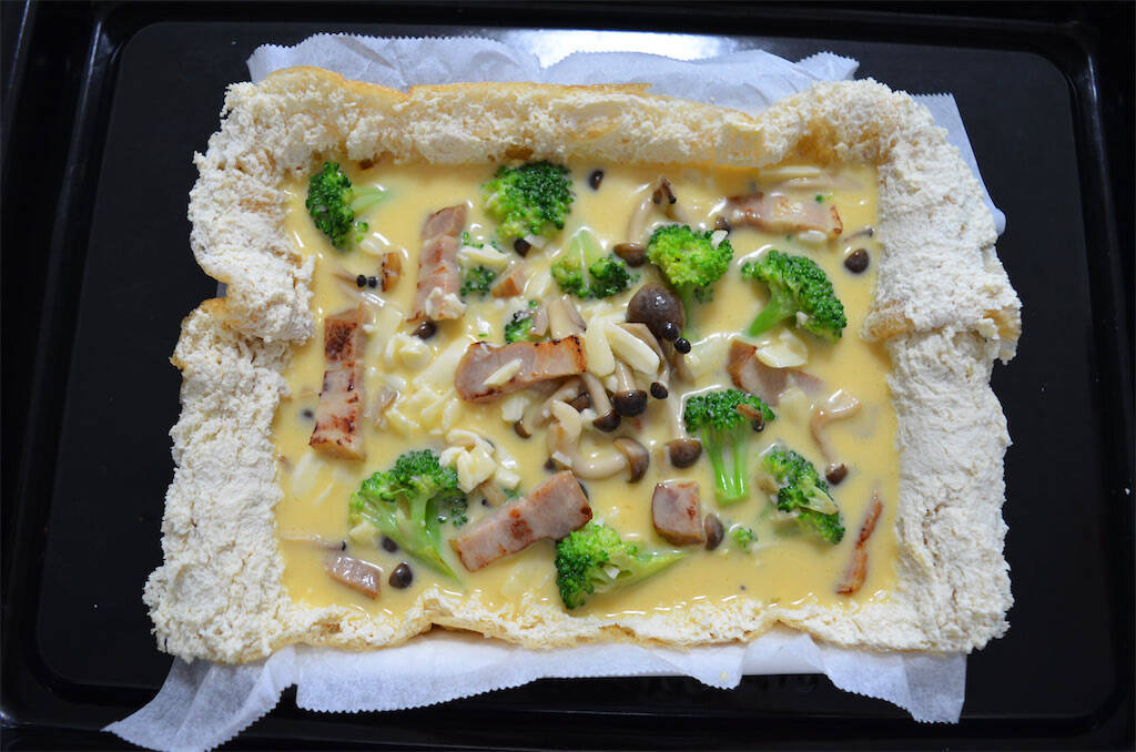 【パイ生地不要!?】なんと油揚げでサクじゅわ絶品「豆乳キッシュ」作ってみた！クリスマスにもピッタリ♡