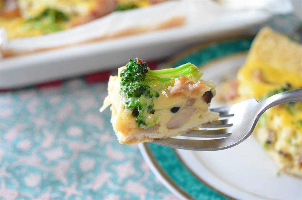 【パイ生地不要!?】なんと油揚げでサクじゅわ絶品「豆乳キッシュ」作ってみた！クリスマスにもピッタリ♡