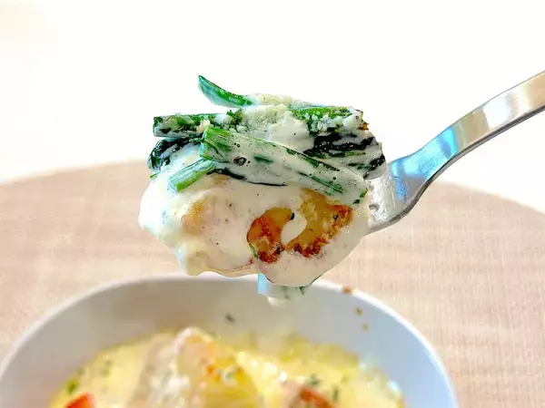 「【新じゃが＆ほうれん草】でチーズ焼き作ろう！農家秘伝のソースが絶品♡野菜嫌いの子どもがペロリな件」の画像