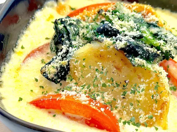 「【新じゃが＆ほうれん草】でチーズ焼き作ろう！農家秘伝のソースが絶品♡野菜嫌いの子どもがペロリな件」の画像