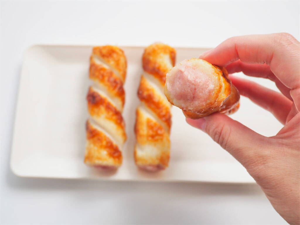 ピーマン…じゃなくて「ちくわの肉詰め」作ってみた！焼いたちくわの香ばしさと甘み、肉種もジューシー♡