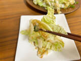 「【白菜はぜひ生で！】1/4カットが一瞬で消える「居酒屋風サラダ」作ってみた！にんにく＆味噌のやみつきパンチ!!」の画像13