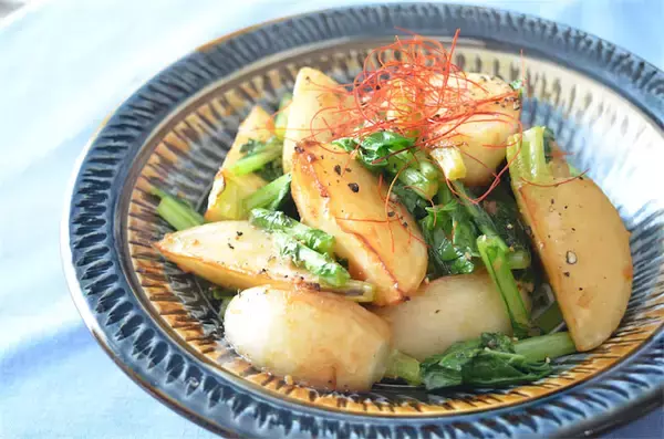 【旬のかぶでガッツリ系】にんにくマシマシ「かぶのガーリックソテー」作ってみた！オイスターがいい仕事♡