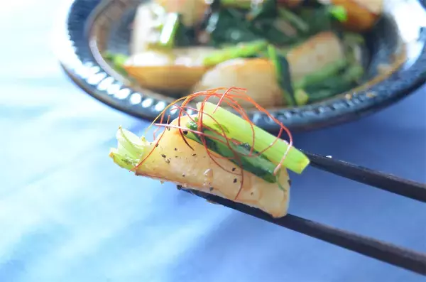 「【旬のかぶでガッツリ系】にんにくマシマシ「かぶのガーリックソテー」作ってみた！オイスターがいい仕事♡」の画像