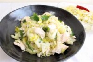 【発酵キャベツ活用術】レンチンささみと和えるだけで「腸活ヘルシー副菜」爆誕♪青じそがいい仕事してる♡