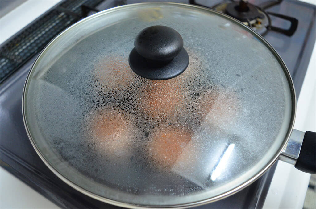 【肉汁と旨味の爆弾！】◯◯ネーズで剥がれずふっくら「椎茸バーグ」作ってみた！ねぎダレ絡めばもう最強♪