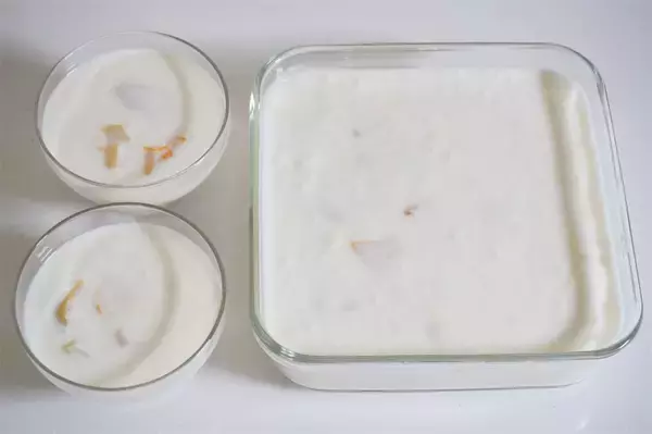 「【懐かしの給食デザート再現】生クリームで濃厚仕立てに♡「フルーツ入りヨーグルト」作ってみた！【農家直伝】」の画像