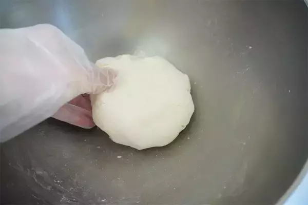 「【アレを使って極上もちふわ♡】「白玉団子とフルーツポンチ」作ってみた！サイダーでシュワシュワ嬉しい♪」の画像
