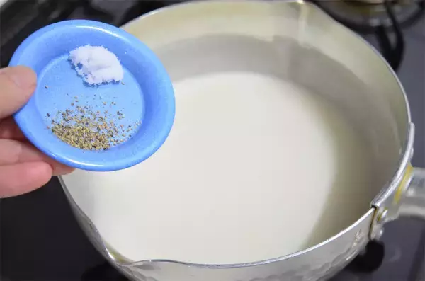 「【味噌味のポタージュ!?】ホクホク長芋で「和風ポタージュ」作ってみた！生姜加入で冷える季節の救世主に♡」の画像