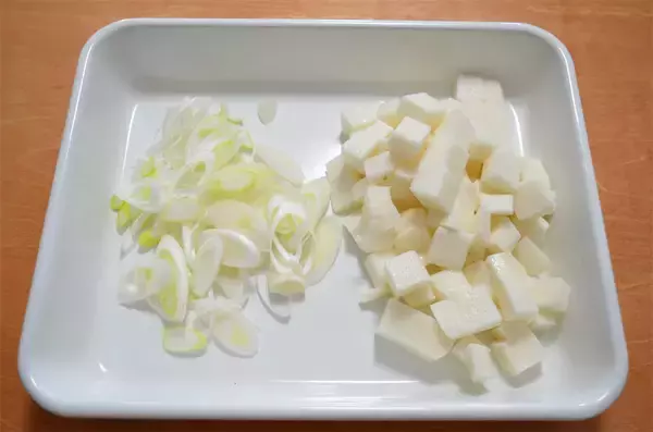 「【味噌味のポタージュ!?】ホクホク長芋で「和風ポタージュ」作ってみた！生姜加入で冷える季節の救世主に♡」の画像