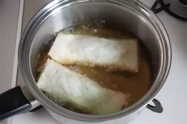 「【マツコ番組でも話題】札幌・春巻きの名店に「ピーマンとカニカマの春巻き」教わった！具は炒め不要♪」の画像