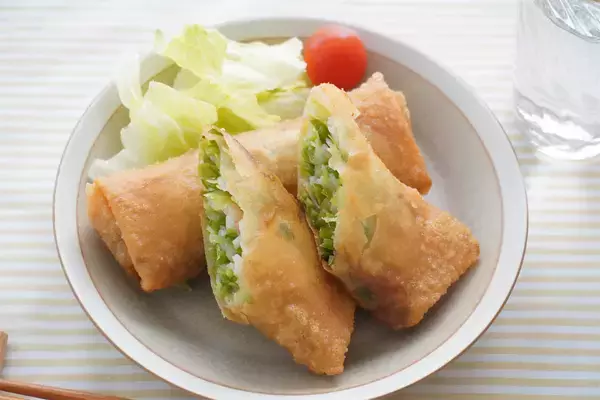 「【マツコ番組でも話題】札幌・春巻きの名店に「ピーマンとカニカマの春巻き」教わった！具は炒め不要♪」の画像