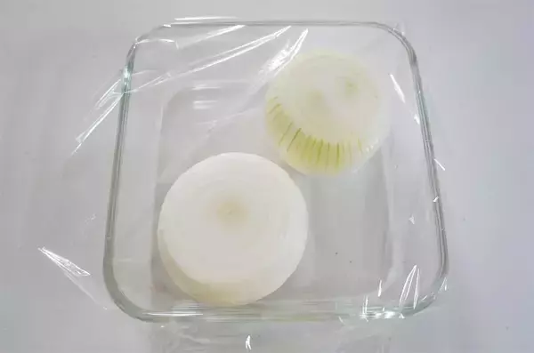 「【春限定レシピ】超トロ甘♡「新玉ねぎの肉詰めあんかけ」作ってみた！中からジューシーお肉が…♪【農家直伝】」の画像