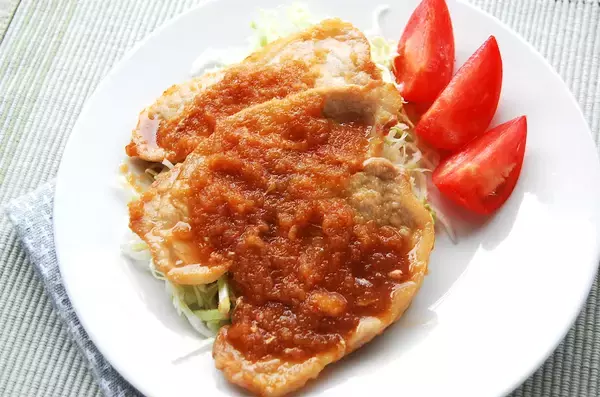 「【豚しょうが焼きも「つゆだく」で】おろし玉ねぎと出汁で旨味ダクダク♪極上定食作ってみた！もう飲めるぞ!!」の画像