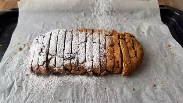 「【シュトーレン風】フルーツとスパイスたっぷり「米粉のビスコッティ」でクリスマス準備♡【元パティシエ直伝】」の画像