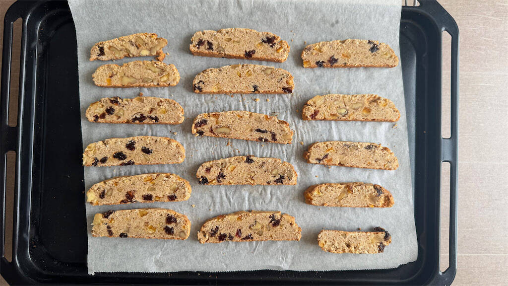 【シュトーレン風】フルーツとスパイスたっぷり「米粉のビスコッティ」でクリスマス準備♡【元パティシエ直伝】