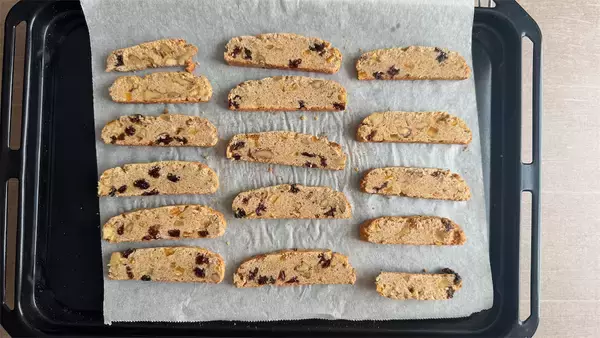 「【シュトーレン風】フルーツとスパイスたっぷり「米粉のビスコッティ」でクリスマス準備♡【元パティシエ直伝】」の画像