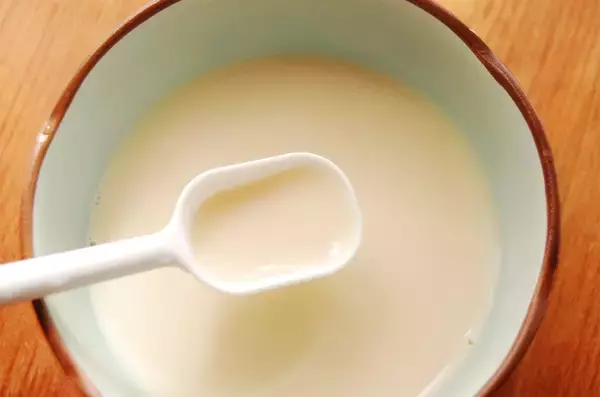 「【二日酔いの朝に沁みる豆腐】管理栄養士おすすめ「冷奴」爆速アレンジ2品作ってみた！豆腐に豆乳かけるの!?」の画像