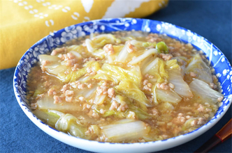 【中華じゃないマーボー!?】和風だしで味をキメる「白菜マーボー」作ってみた！あったかトロンでホっとする♡