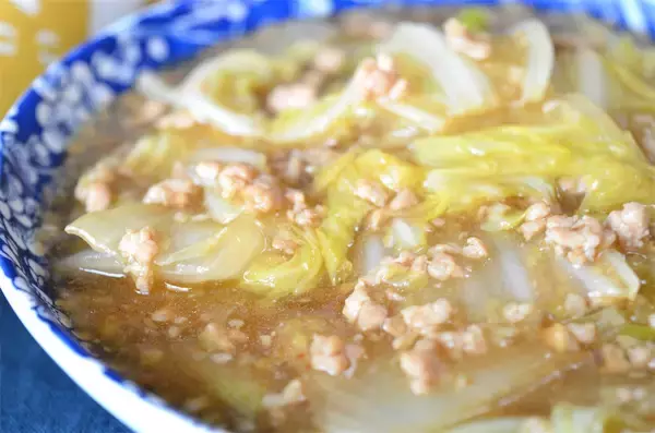 「【中華じゃないマーボー!?】和風だしで味をキメる「白菜マーボー」作ってみた！あったかトロンでホっとする♡」の画像