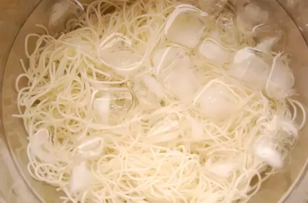 「【そうめん専門店直伝】めんつゆ×みかんジュースって…合う!?「爽やかみかんそうめん」のお味やいかに？」の画像