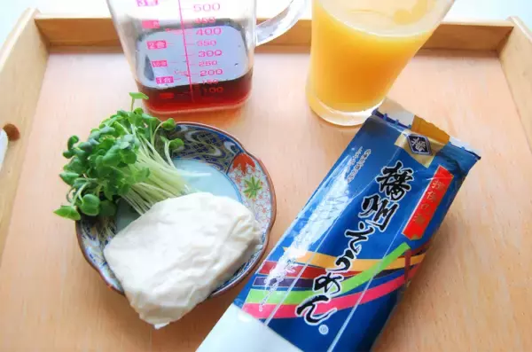 「【そうめん専門店直伝】めんつゆ×みかんジュースって…合う!?「爽やかみかんそうめん」のお味やいかに？」の画像