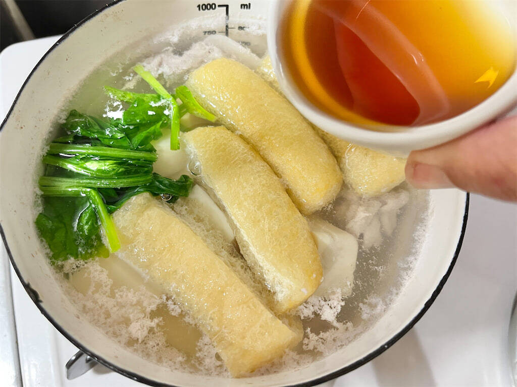 【毎晩でも食べたい！】白だしで味キマる「常夜鍋風 和風スープ」作ってみた！豚肉とほうれん草のエキスが…♡