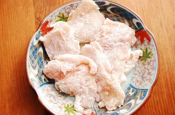 「【弱ったおなかに】コンソメで10分煮るだけ「鶏ささ身とカブのスープ煮」作ってみた！病み上がりに沁みる♡」の画像