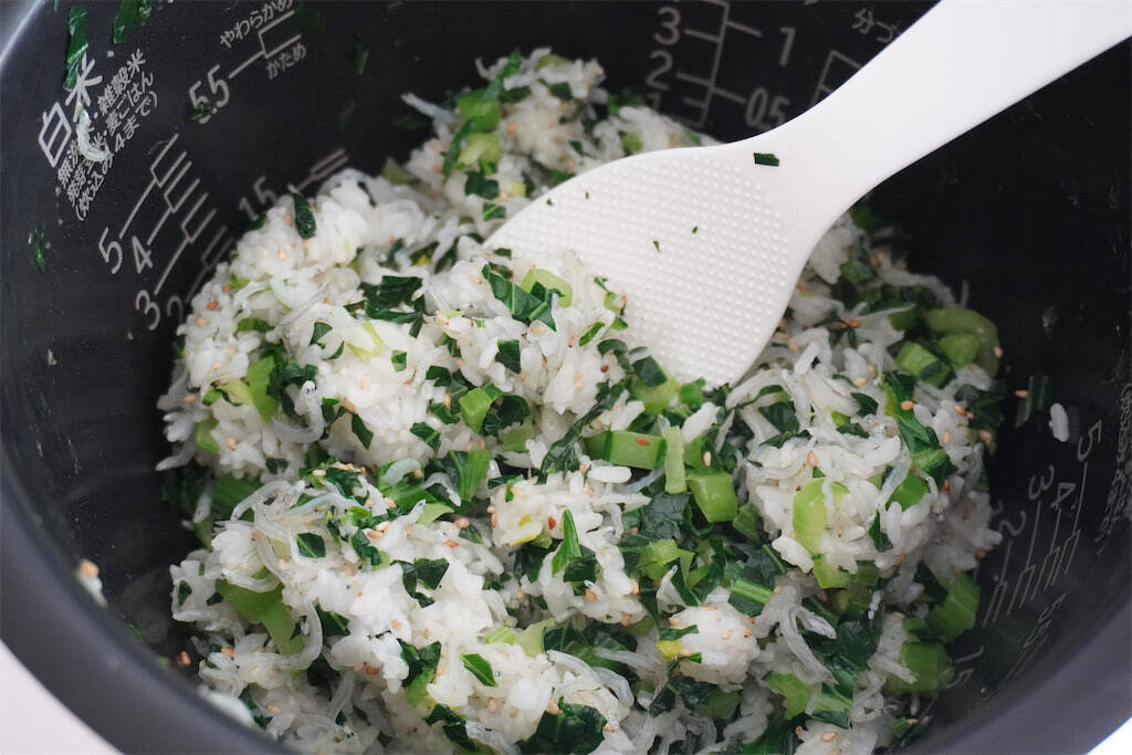 具材は炒めて“冷ませ”！「混ぜごはん」を極上に仕上げる裏ワザ♪シャキシャキになるよ♡【農家直伝】