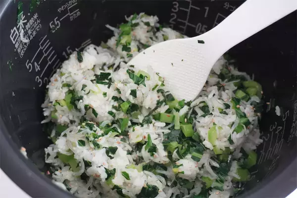 「具材は炒めて“冷ませ”！「混ぜごはん」を極上に仕上げる裏ワザ♪シャキシャキになるよ♡【農家直伝】」の画像