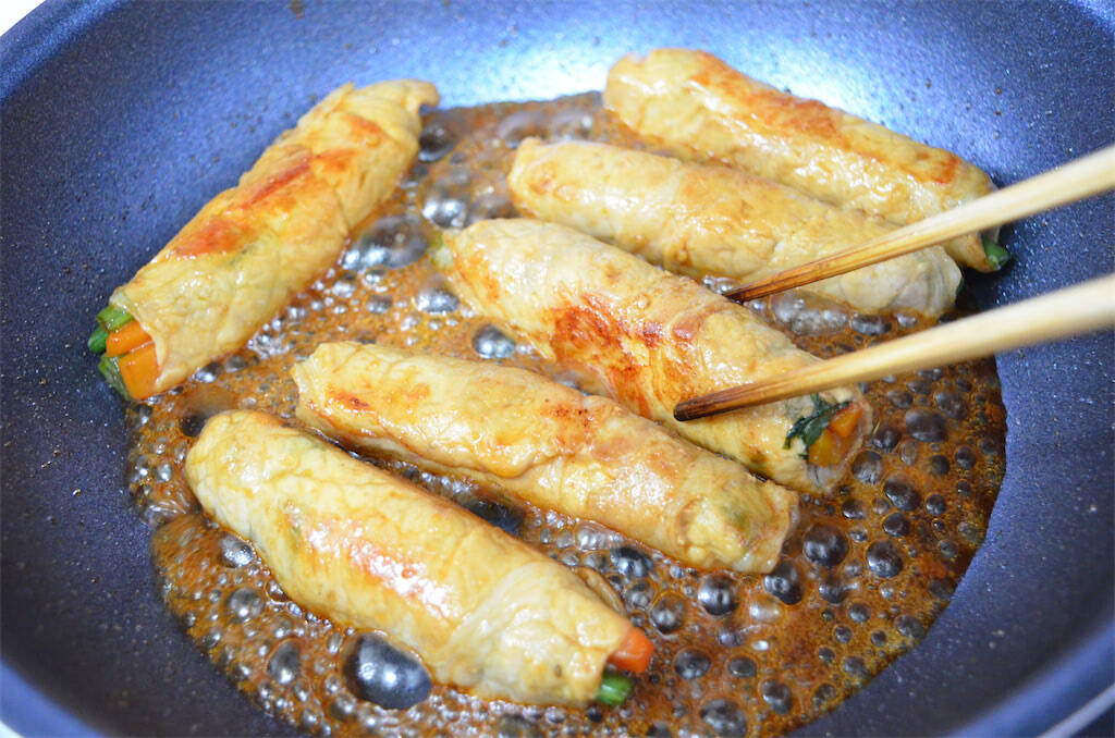 【調理のお得ワザ】定番すぎる野菜肉巻きは「揚げ」と「照り焼き」ダブルで作るべし！【農家直伝】