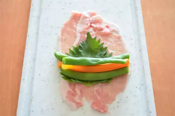 「【調理のお得ワザ】定番すぎる野菜肉巻きは「揚げ」と「照り焼き」ダブルで作るべし！【農家直伝】」の画像