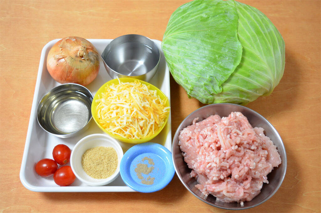 【キャベツ一玉使い切り】ひき肉＆チーズを重ねるだけの「ロールキャベツ風」作ってみた！まるでお肉のケーキ♪