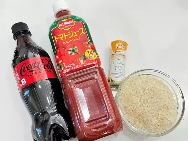 「【カレーの裏ワザ】レトルトカレーでも専門店の味になる「スパイスライス」作ってみた！「コーラで炊く⁉」」の画像