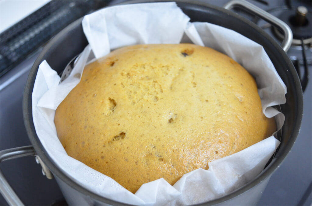 【蒸しパン界の頂点！】フワフワどころか…プルプル!?酢と重曹で「黒糖蒸しパン」作ってみた！【農家直伝】