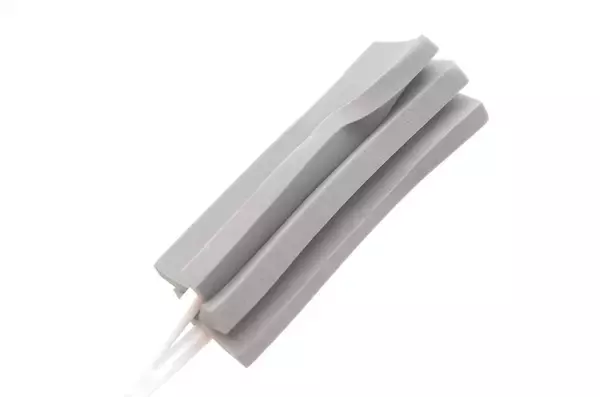 「目ウロコな発想！“洗う”のではなく“拭く”専用な「ミニボトルの水滴拭き」をお試し！内側の水滴を瞬殺！」の画像