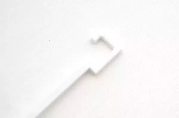 「目ウロコな発想！“洗う”のではなく“拭く”専用な「ミニボトルの水滴拭き」をお試し！内側の水滴を瞬殺！」の画像