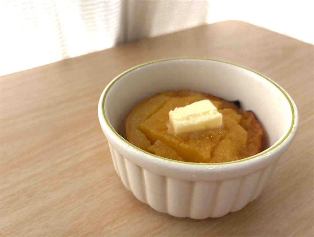 【熟れすぎ柿は“焼く”が正解！】グリルに放り込めばとろっとろ♪バターと合わせりゃ…もうトリコに♡