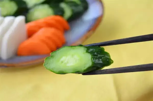 「【ほぼぬか漬け】白みそ×ヨーグルトで野菜を漬け込んだら…!?一晩でまるで料亭の味♡【野菜ソムリエ直伝】」の画像