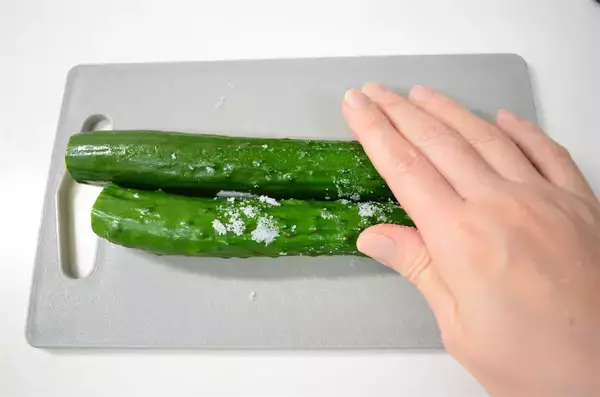 「【ほぼぬか漬け】白みそ×ヨーグルトで野菜を漬け込んだら…!?一晩でまるで料亭の味♡【野菜ソムリエ直伝】」の画像