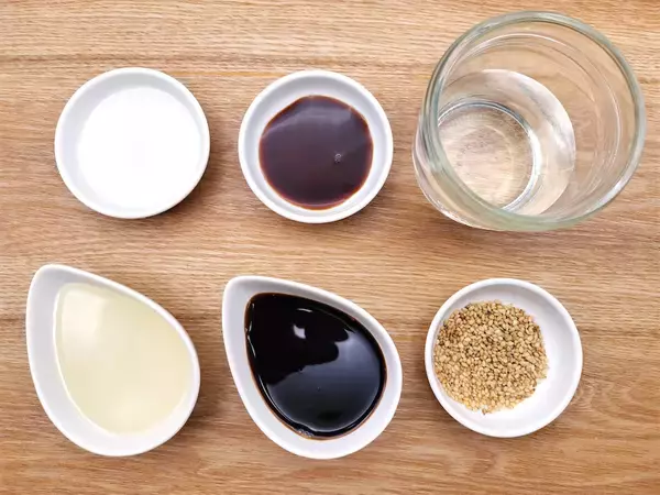 「【絶品！郷土メシ】茶色い赤飯とはこれいかに!?長岡名物「醤油おこわ」作ってみた！金時豆でホクホクもちもち」の画像