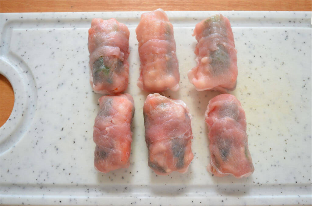 【えっ、えのきって干すの!?】旨味と食感がケタ違い！長野県の農家直伝「干しえのきの肉巻きフライ」作ってみた