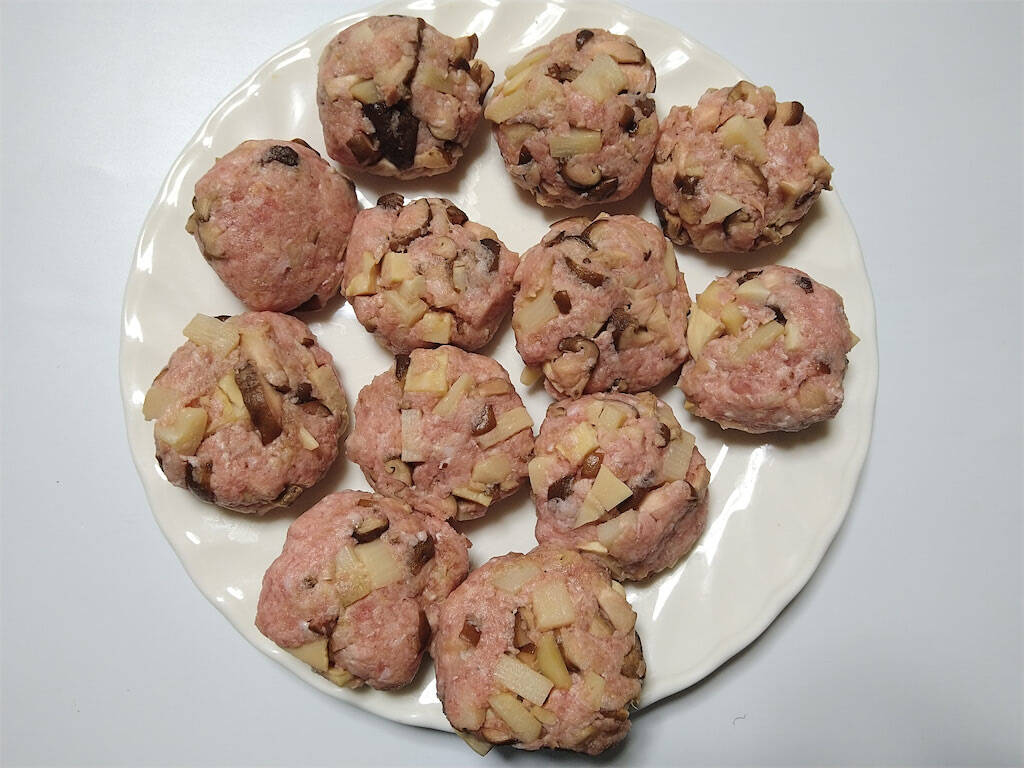 「肉まん」がフライパンで作れるって♪米粉でもっちもちな仕上がり！ジューシーさコンビニ超え!?【農家直伝】