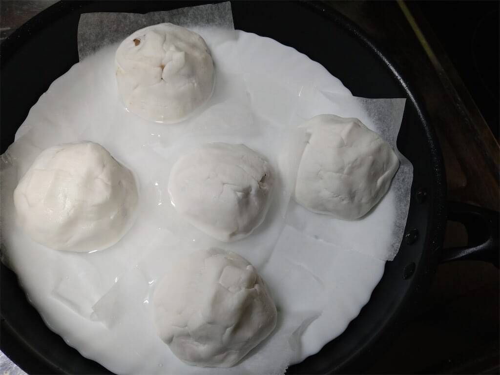 「肉まん」がフライパンで作れるって♪米粉でもっちもちな仕上がり！ジューシーさコンビニ超え!?【農家直伝】