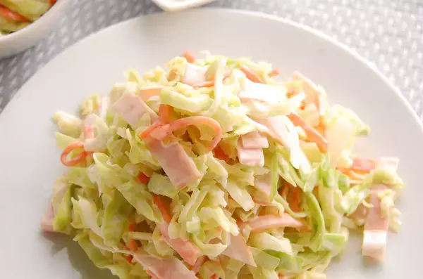 「水っぽくならない！味が馴染んで美味～♡昔ながらの「コールスローサラダ」にトライ！」の画像